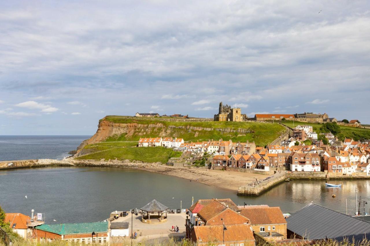 Royal Whitby Hotel Ngoại thất bức ảnh