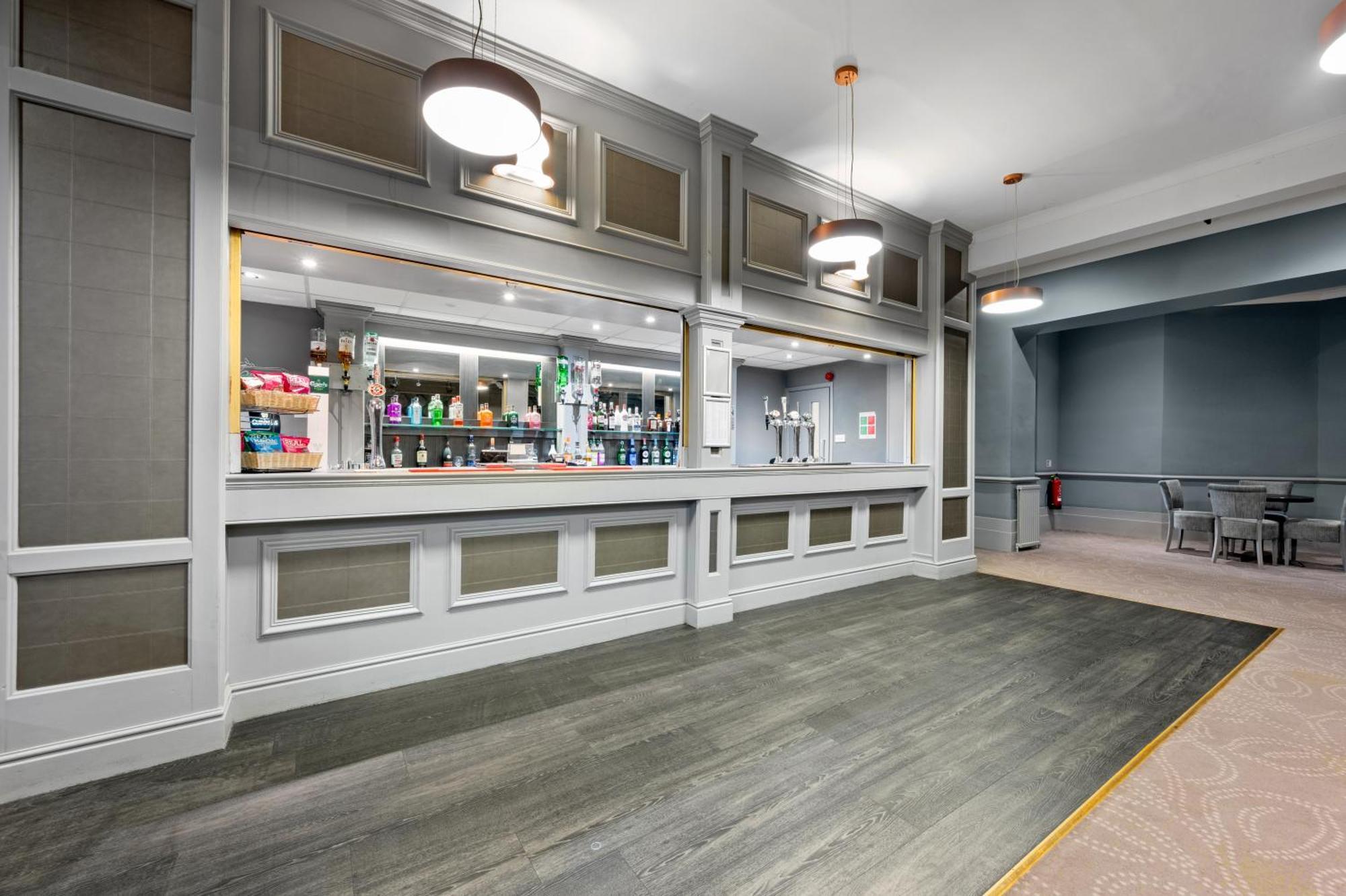 Royal Whitby Hotel Ngoại thất bức ảnh