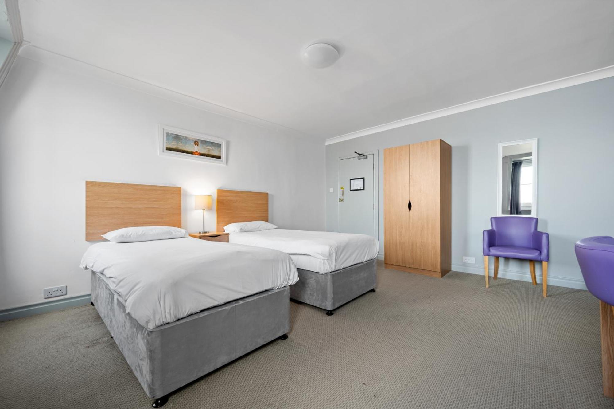 Royal Whitby Hotel Ngoại thất bức ảnh
