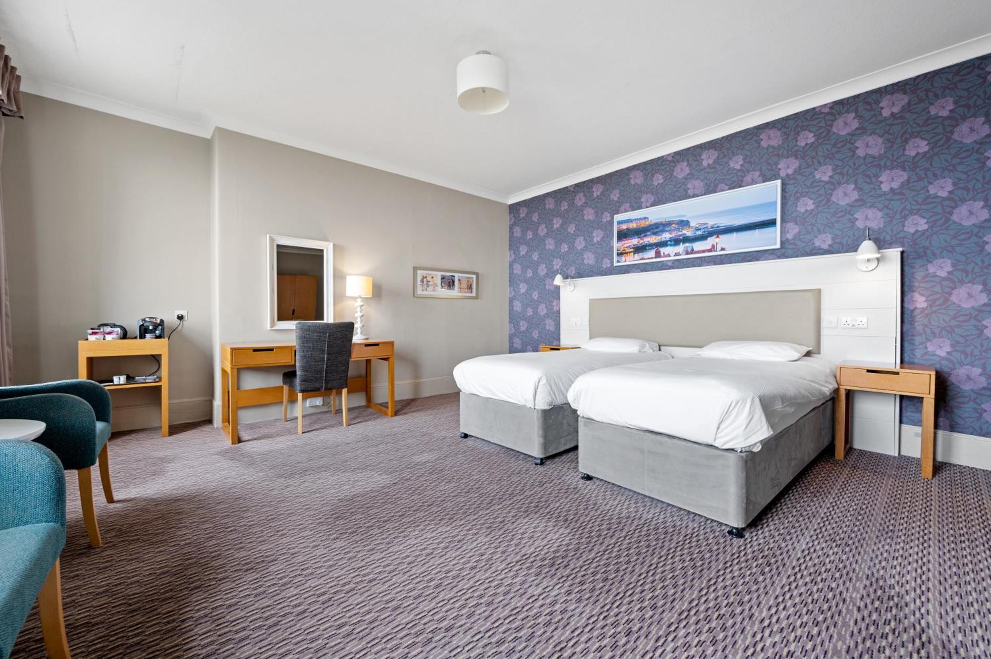 Royal Whitby Hotel Ngoại thất bức ảnh