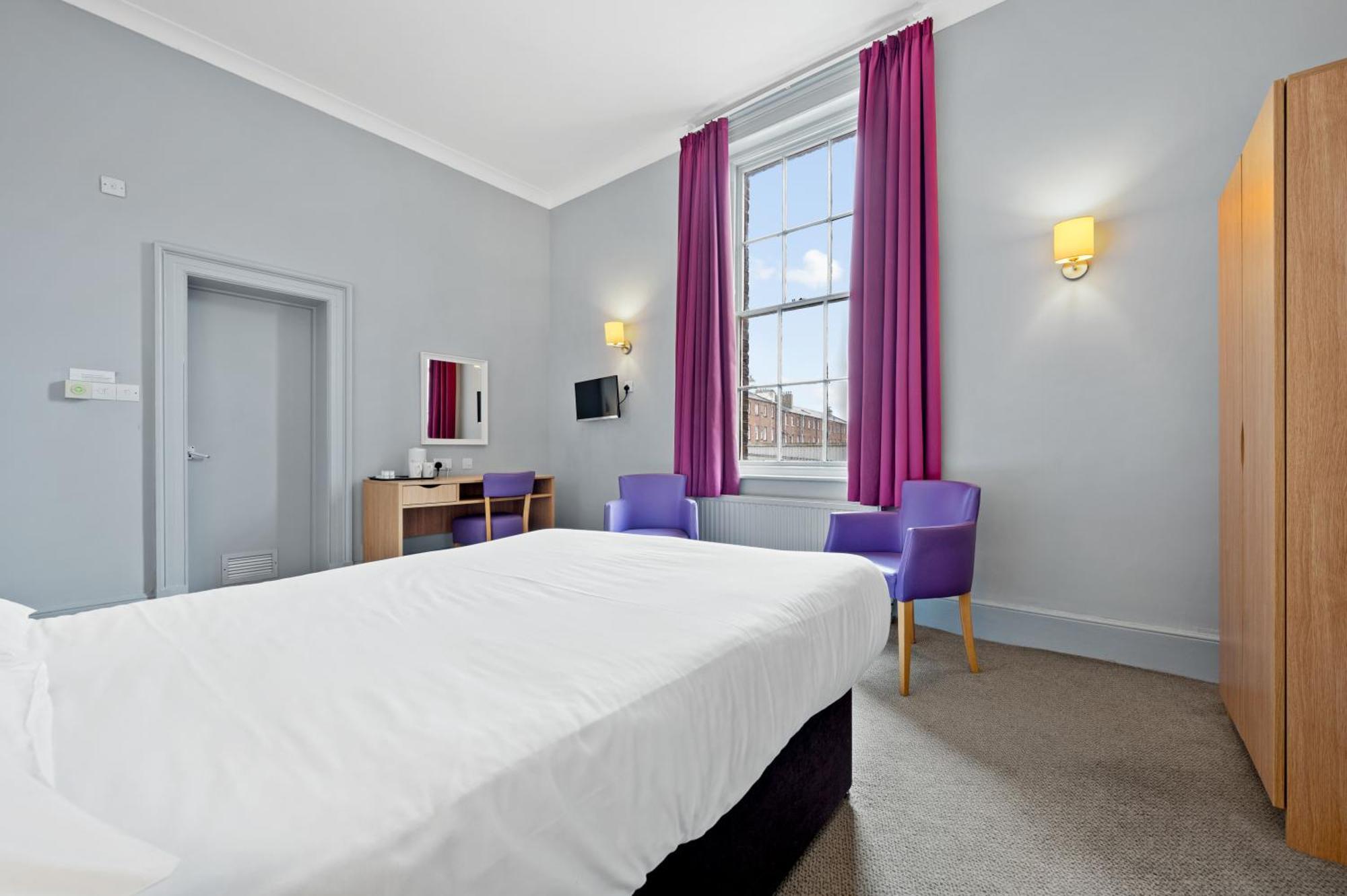 Royal Whitby Hotel Ngoại thất bức ảnh