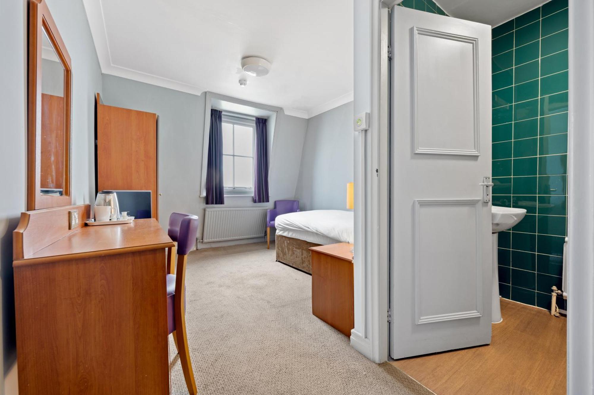 Royal Whitby Hotel Ngoại thất bức ảnh