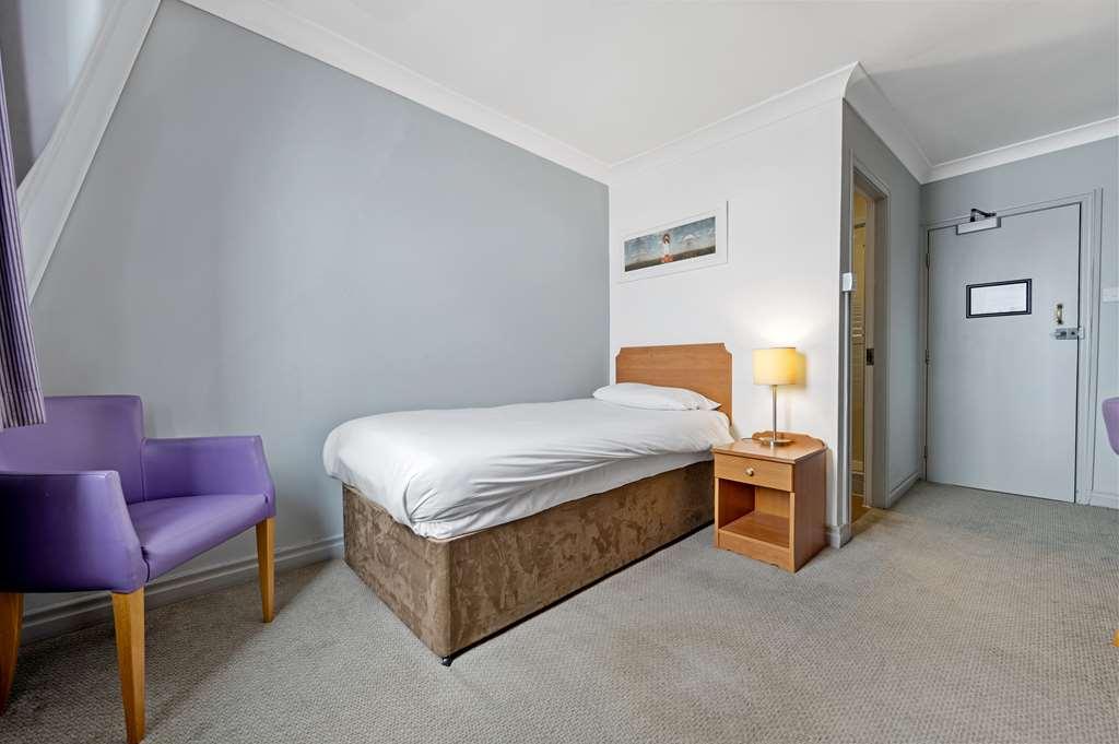 Royal Whitby Hotel Phòng bức ảnh